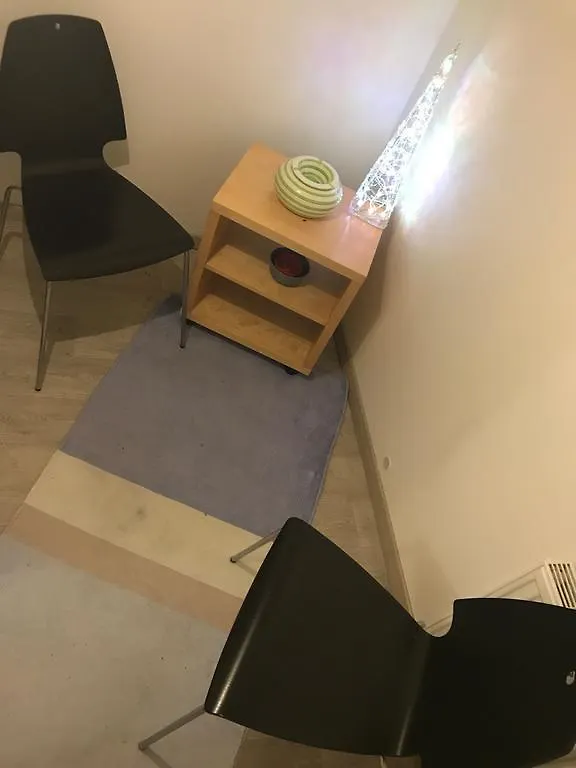Big Homebase With Billardtable Praga Apartament